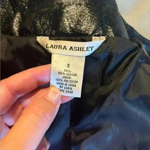 Vintage Laura Ashley Leather Jacket - Picture 7 of 7